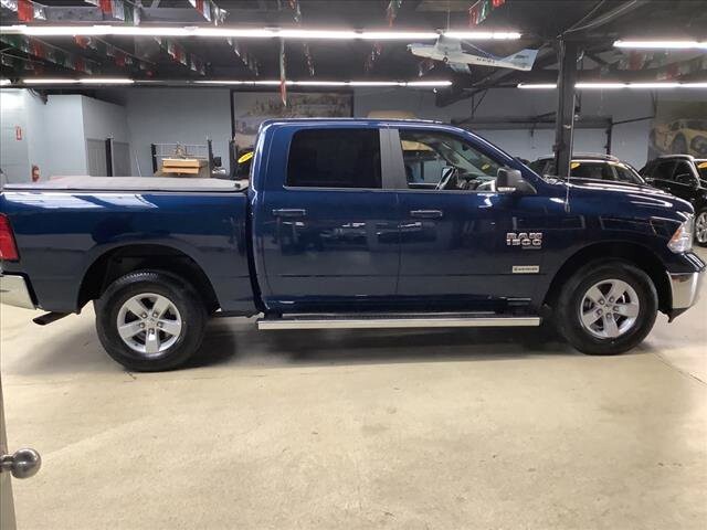 2019 RAM 1500 in Chicago, IL 60659 - 2320988 6