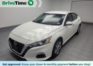 2020 Nissan Altima in Indianapolis, IN 46222 - 2321293 1