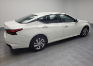 2020 Nissan Altima in Indianapolis, IN 46222 - 2321293 10