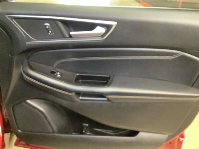 2017 Ford Edge in Chicago, IL 60659 - 2321508 21