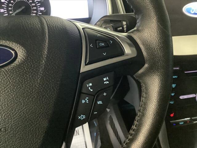 2017 Ford Edge in Chicago, IL 60659 - 2321508 13