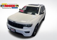 2021 Jeep Grand Cherokee in Milwaulkee, WI 53221 - 2321611 42