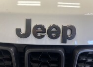 2021 Jeep Grand Cherokee in Milwaulkee, WI 53221 - 2321611 90