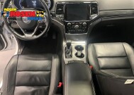 2021 Jeep Grand Cherokee in Milwaulkee, WI 53221 - 2321611 26