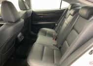 2016 Lexus ES 350 in Milwaulkee, WI 53221 - 2321613 18