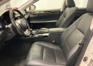 2016 Lexus ES 350 in Milwaulkee, WI 53221 - 2321613 56