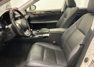 2016 Lexus ES 350 in Milwaulkee, WI 53221 - 2321613 8
