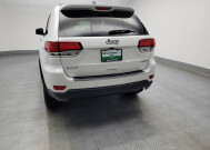 2020 Jeep Grand Cherokee in Indianapolis, IN 46219 - 2321636 6