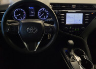 2018 Toyota Camry in Kissimmee, FL 34744 - 2321754 22