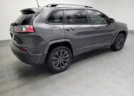 2020 Jeep Cherokee in Indianapolis, IN 46219 - 2321867 10
