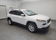2018 Jeep Cherokee in Indianapolis, IN 46219 - 2322432 11