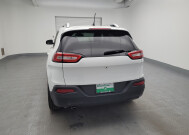 2018 Jeep Cherokee in Indianapolis, IN 46219 - 2322432 6