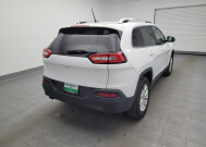 2018 Jeep Cherokee in Indianapolis, IN 46219 - 2322432 9