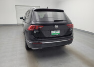 2018 Volkswagen Tiguan in Colorado Springs, CO 80909 - 2322463 6