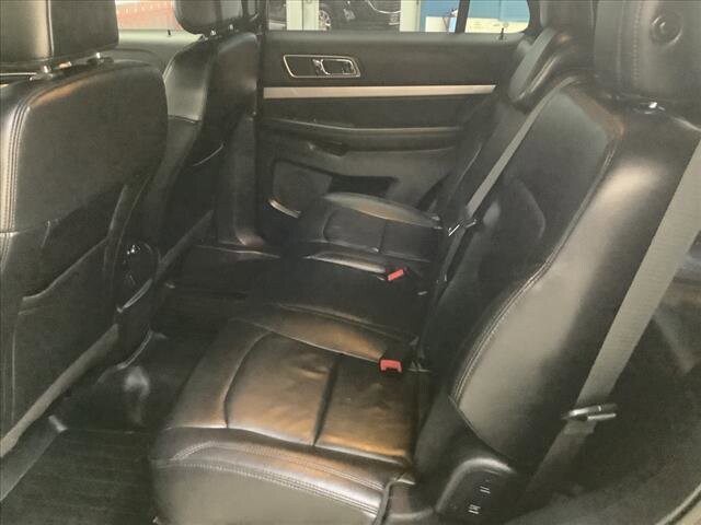 2016 Ford Explorer in Chicago, IL 60659 - 2322652 18