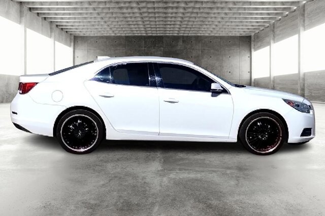 2016 Chevrolet Malibu in tucson, AZ 85719 - 2322705 3