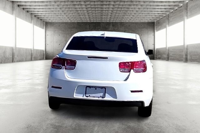 2016 Chevrolet Malibu in tucson, AZ 85719 - 2322705 5