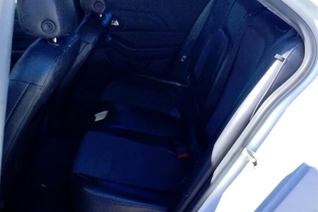 2016 Chevrolet Malibu in tucson, AZ 85719 - 2322705 10