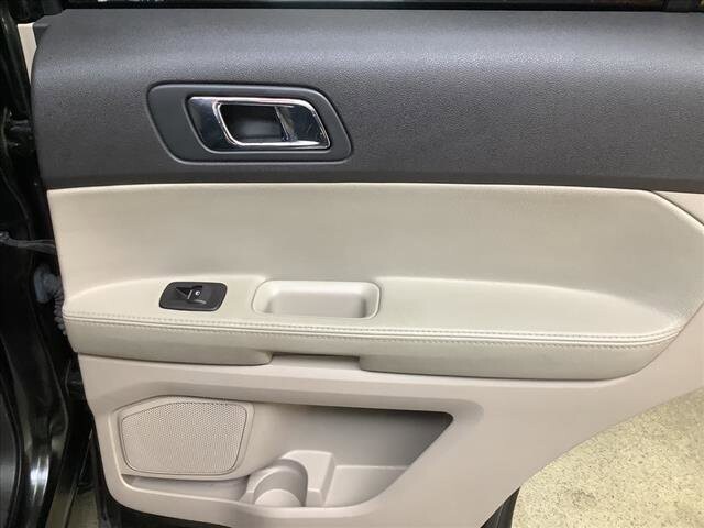 2015 Ford Explorer in Chicago, IL 60659 - 2322716 21