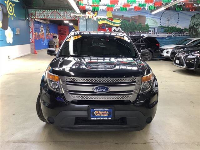 2015 Ford Explorer in Chicago, IL 60659 - 2322716 3