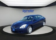 2010 Nissan Altima in Green Bay, WI 54304 - 2322785 4