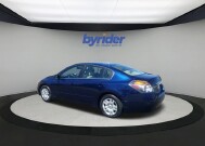 2010 Nissan Altima in Green Bay, WI 54304 - 2322785 6