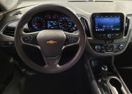 2020 Chevrolet Malibu in Pensacola, FL 32505 - 2323158 22
