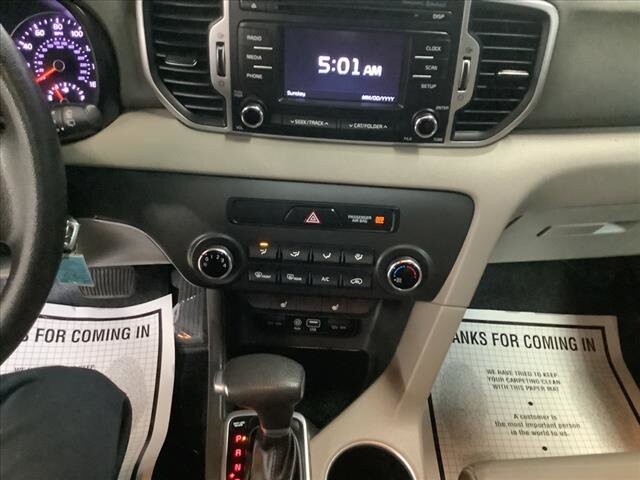 2017 Kia Sportage in Chicago, IL 60659 - 2323262 15