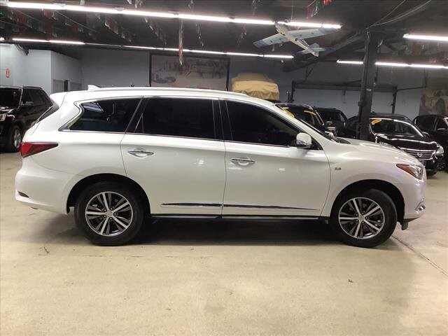 2017 INFINITI QX60 in Chicago, IL 60659 - 2323263 6