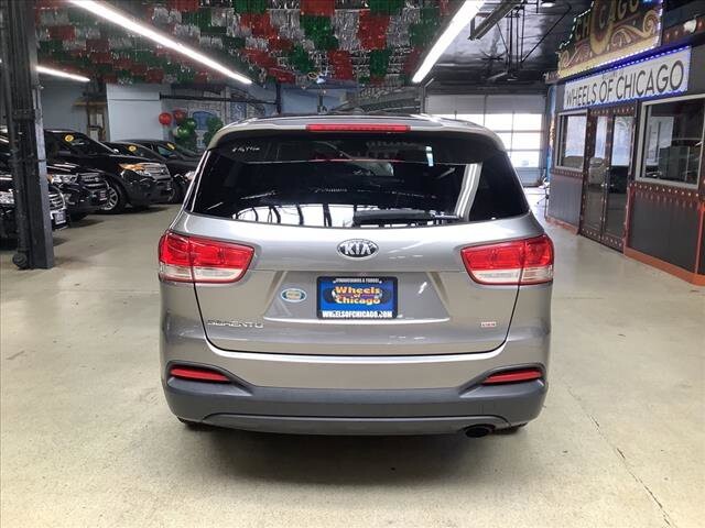 2016 Kia Sorento in Chicago, IL 60659 - 2323298 4