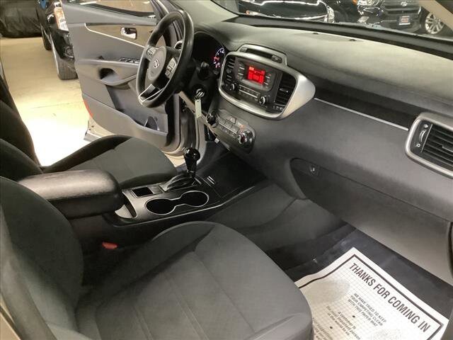2016 Kia Sorento in Chicago, IL 60659 - 2323298 22