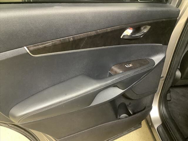 2016 Kia Sorento in Chicago, IL 60659 - 2323298 16