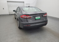 2020 Ford Fusion in Lakeland, FL 33815 - 2323454 6