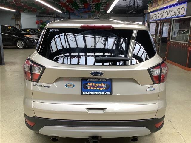 2017 Ford Escape in Chicago, IL 60659 - 2323627 5