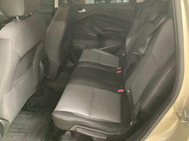 2017 Ford Escape in Chicago, IL 60659 - 2323627 18