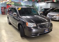 2015 Chrysler Town & Country in Chicago, IL 60659 - 2323628 7