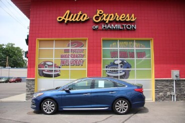 2016 Hyundai Sonata in Hamilton, OH 45015