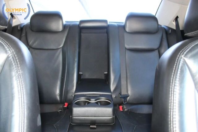 2017 Chrysler 300 in Decatur, GA 30032 - 2323725 36