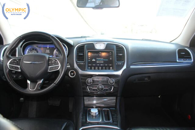 2017 Chrysler 300 in Decatur, GA 30032 - 2323725 15