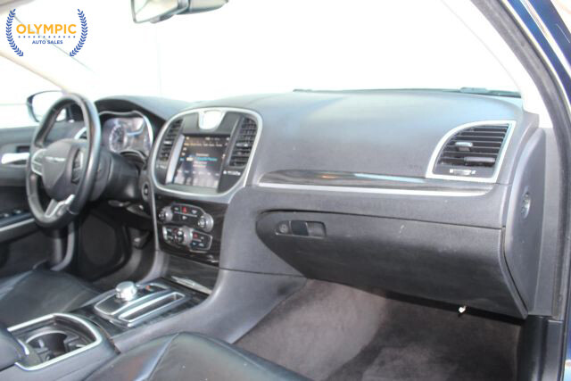 2017 Chrysler 300 in Decatur, GA 30032 - 2323725 16