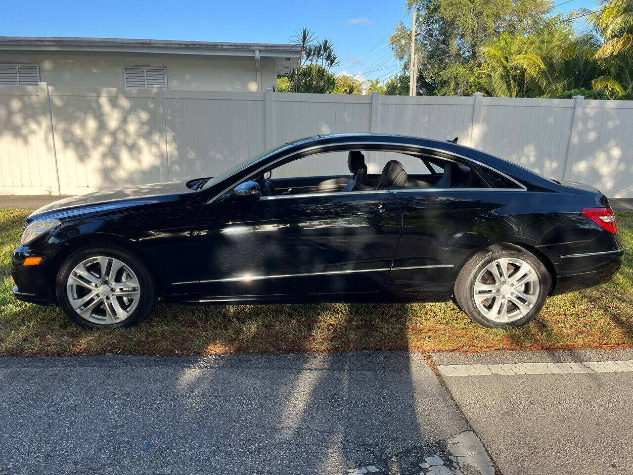 2010 Mercedes-Benz E 350 in Hollywood, FL 33023-1906 - 2324012 2