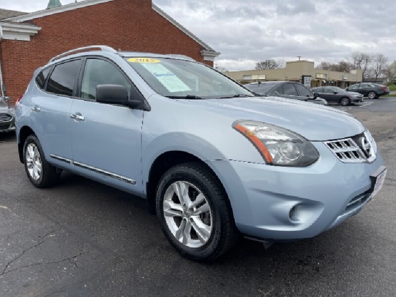 2015 Nissan Rogue in New Carlisle, OH 45344 - 2324024