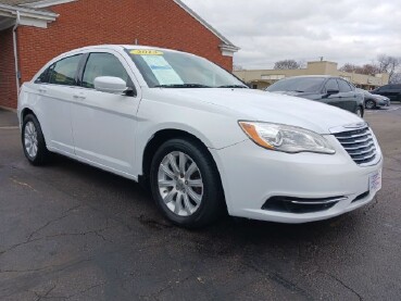 2013 Chrysler 200 in New Carlisle, OH 45344