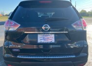 2016 Nissan Rogue in New Carlisle, OH 45344 - 2324060 5