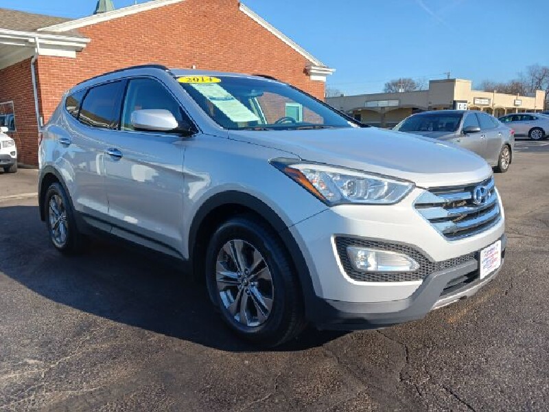 2014 Hyundai Santa Fe in New Carlisle, OH 45344 - 2324090