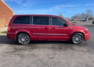 2014 Chrysler Town & Country in New Carlisle, OH 45344 - 2324128 6