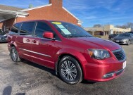 2014 Chrysler Town & Country in New Carlisle, OH 45344 - 2324128 1