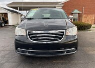 2014 Chrysler Town & Country in New Carlisle, OH 45344 - 2324167 3
