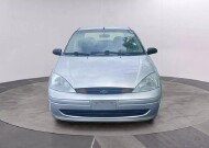 2002 Ford Focus in Allentown, PA 18103 - 2324285 5