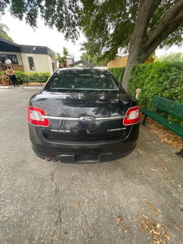 2010 Ford Taurus in Longwood, FL 32750 - 2324395 3